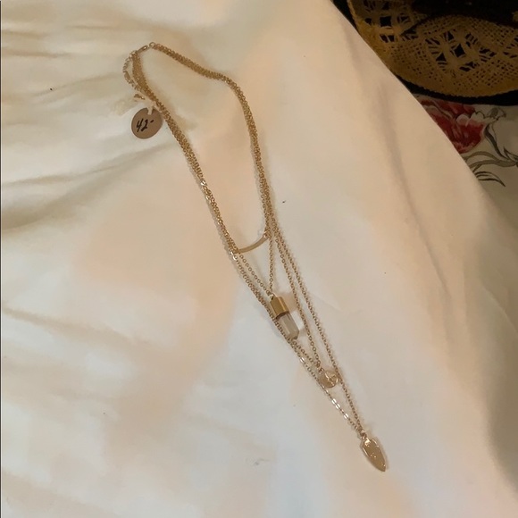 GORGEOUS 4 tier gold tone Long Crystal pendant - Picture 7 of 7